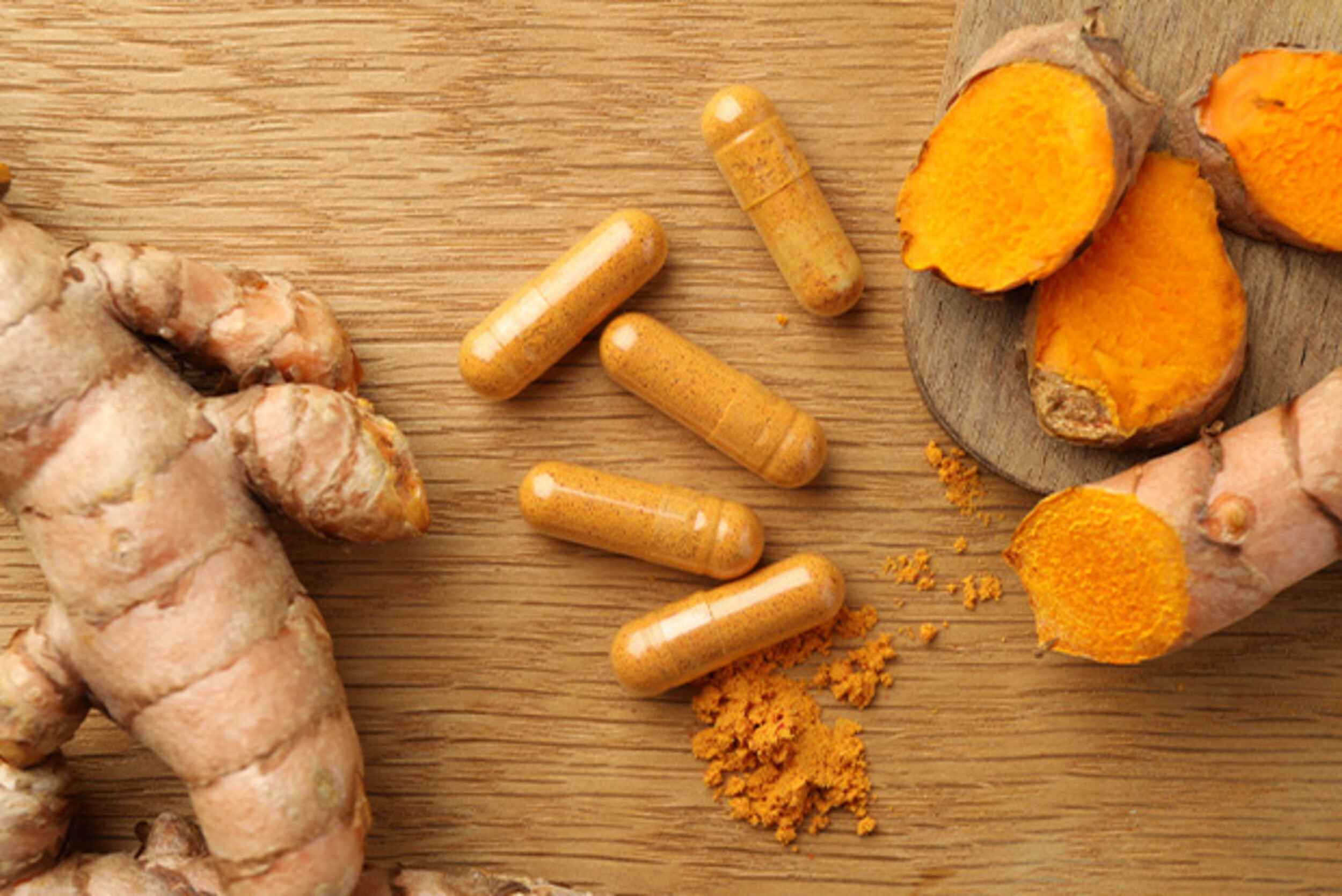 Curcumin (Zerdeçal Özütü): Doğal Bir İltihap Giderici ve Sağlık Destekleyicisi